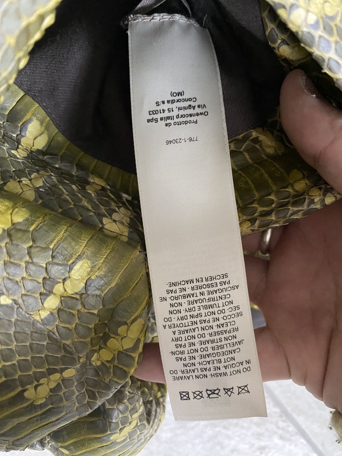 Rick Owens Rick Owens FW23 SEALED VEST PYTHON SNAKESKIN Size US L / EU 52-54 / 3 - 10 Thumbnail