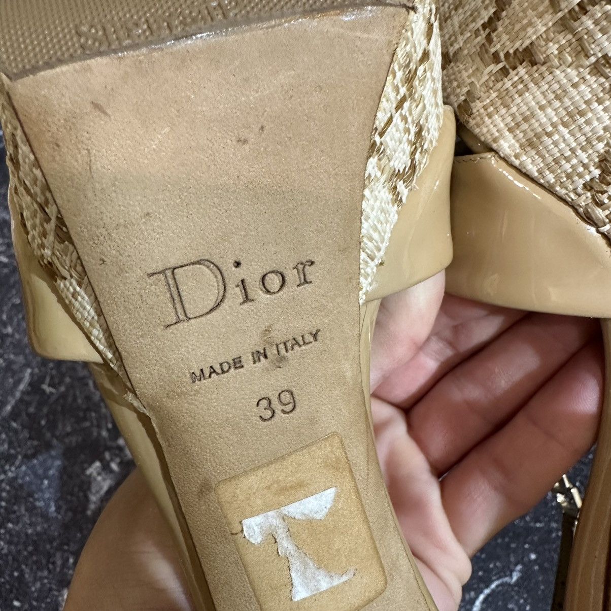 Dior Christian Dior women’s patent leather Heels size 39 Size US 9 / IT 39 - 19 Thumbnail