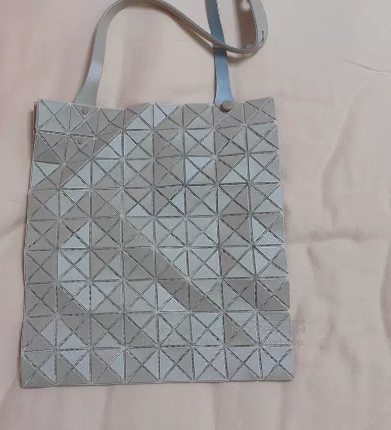 Issey Miyake Issey Miyake Tote Bag White Size ONE SIZE - 1 Thumbnail