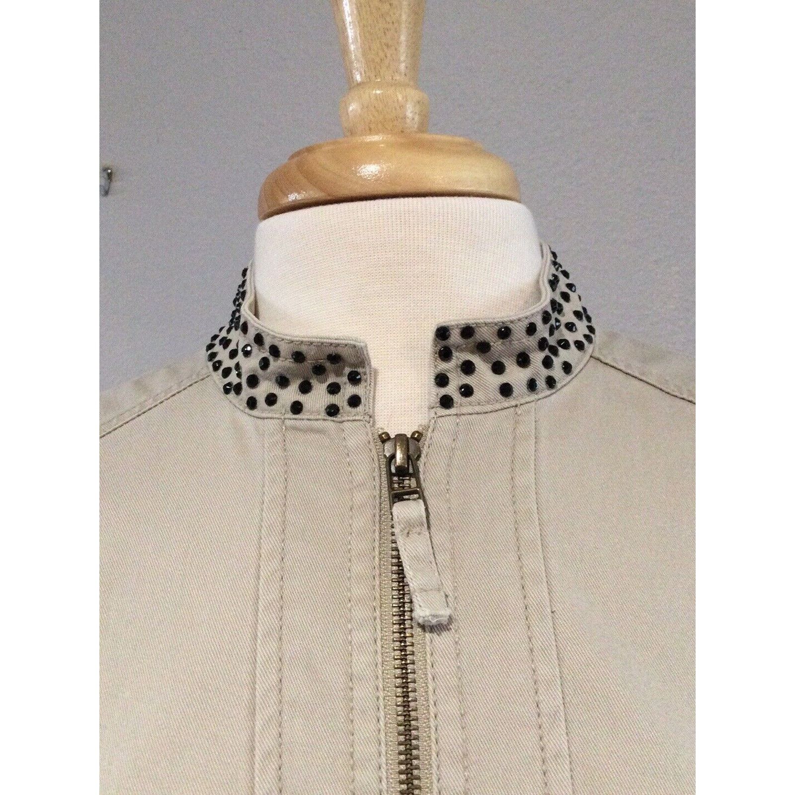 Chicos Chicos Tan Zip Front Rhinestone Collar Cotton Size 1/M Size M / US 6-8 / IT 42-44 - 4 Thumbnail