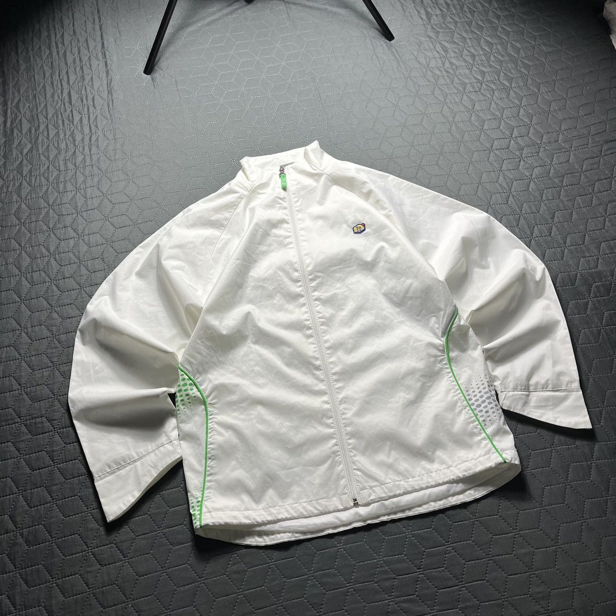 Nike 00swindbreaker nike tn vintage uk streetwear nylon tracksuit Size US S / EU 44-46 / 1 - 3 Thumbnail