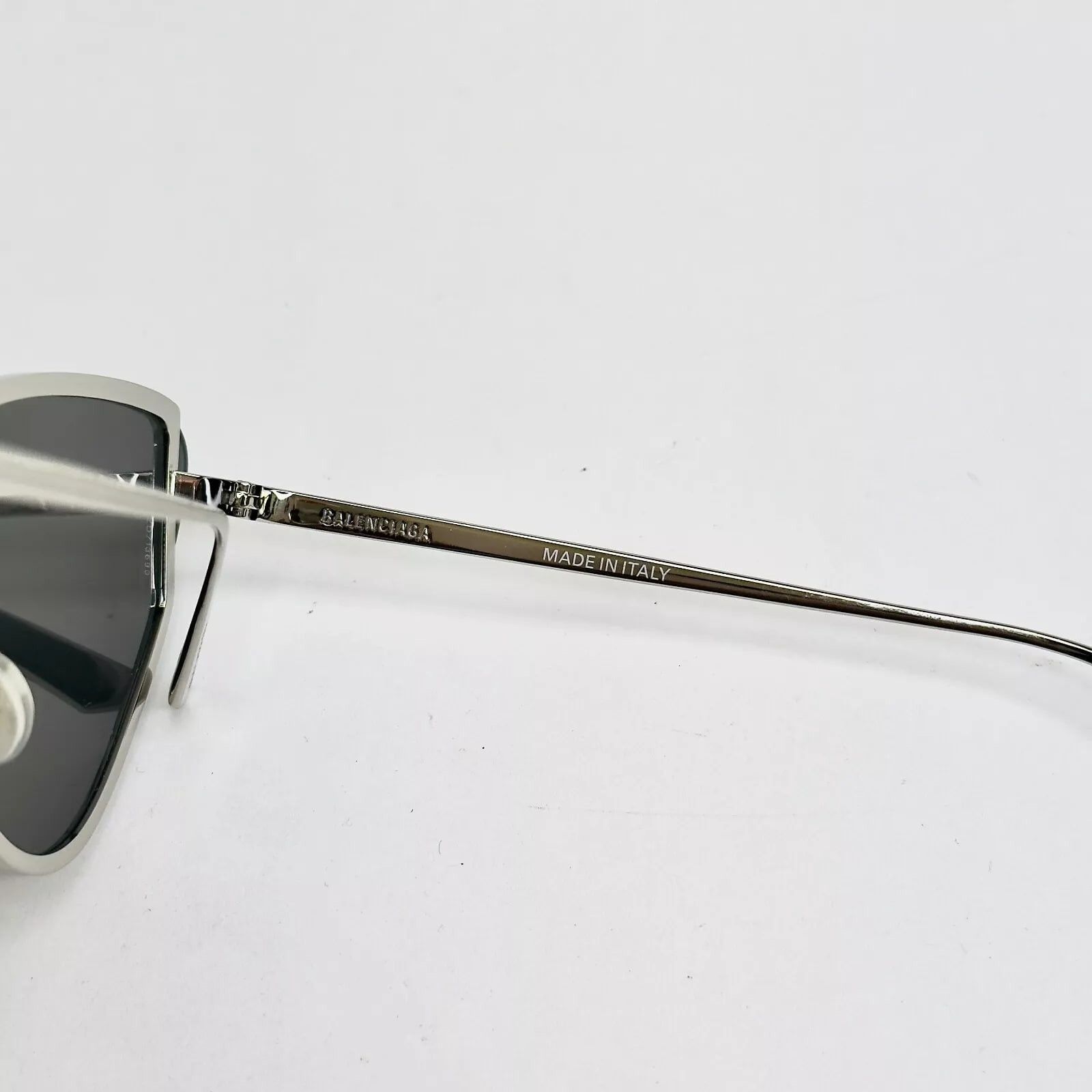 Balenciaga BALENCIAGA SHIELD 2.0 0191 Metal Silver Pale BB0191S 005 Size ONE SIZE - 6 Thumbnail
