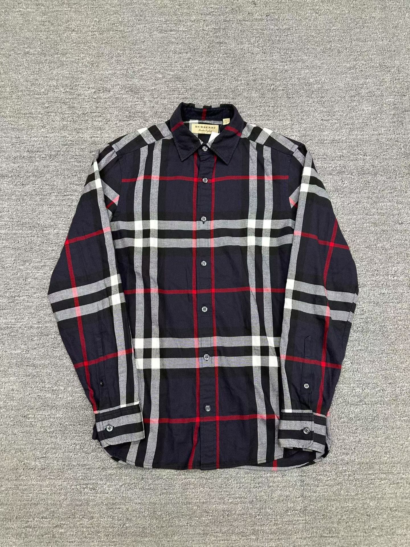 Burberry Burberry Plaid Shirt xs Men Size US XS / EU 42 / 0 - 1 Thumbnail
