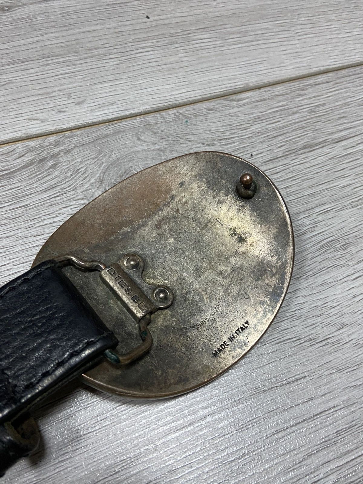 Diesel Diesel RARE vintage big punk head curve buckle leather belt Size ONE SIZE - 11 Thumbnail