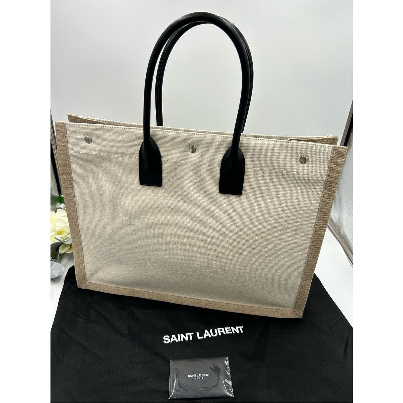 Saint Laurent Paris Saint Laurent Rive Gauche Canvas Tote Bag in Cream and Black Size ONE SIZE - 4 Thumbnail