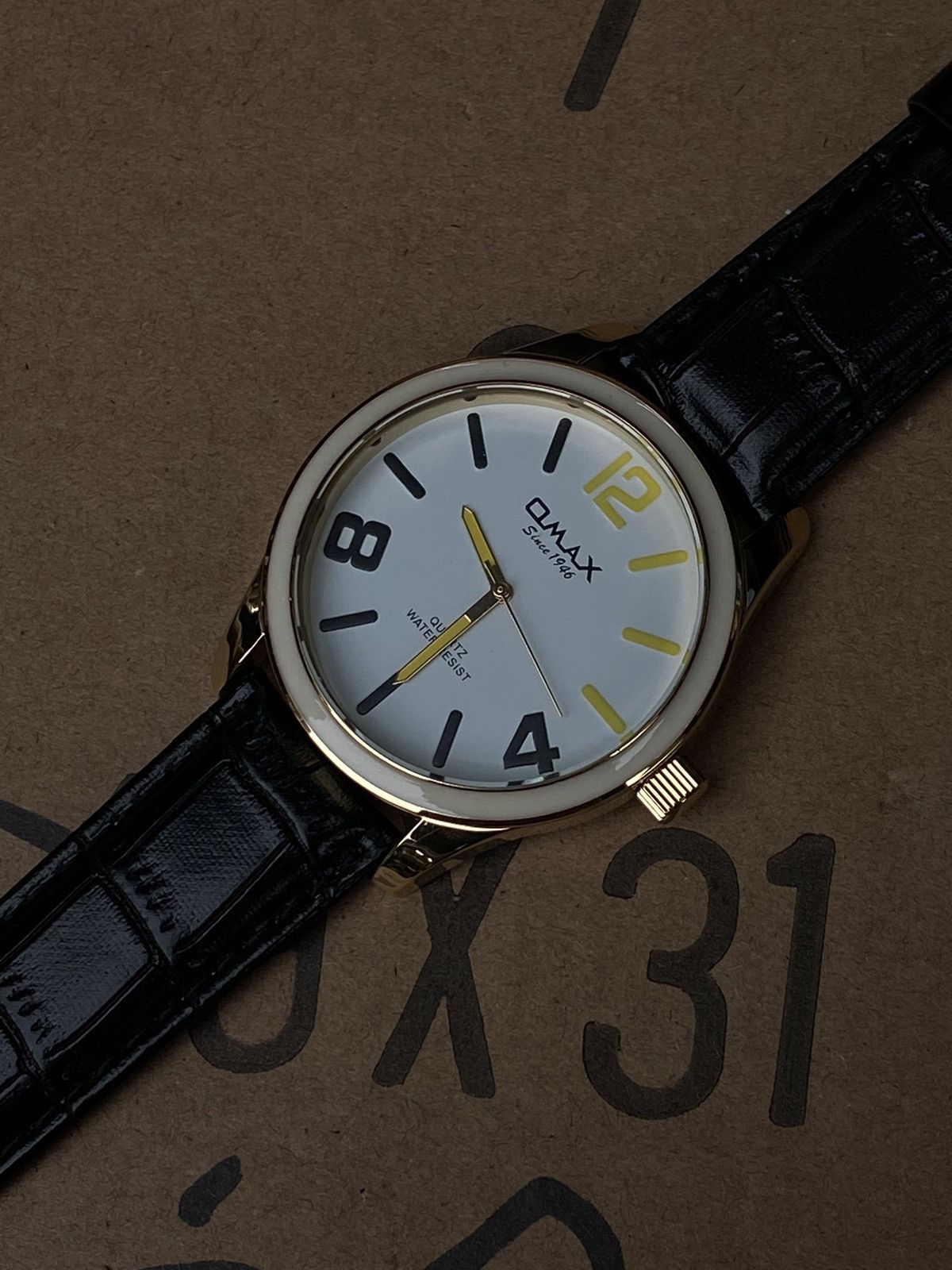 Vintage Omax Classic White Dial Watch - Japanese Brand Size ONE SIZE - 2 Thumbnail