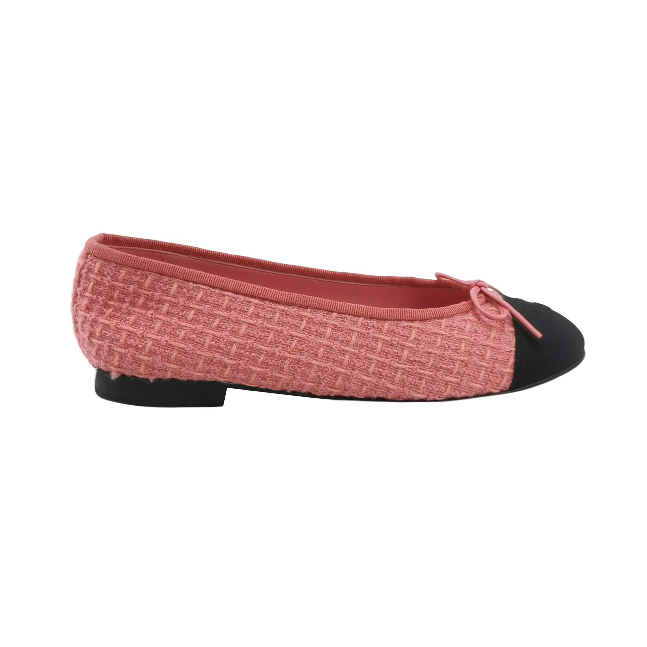 Chanel Chanel Women 6-5 Flats Size US 6.5 / IT 36.5 - 1 Thumbnail