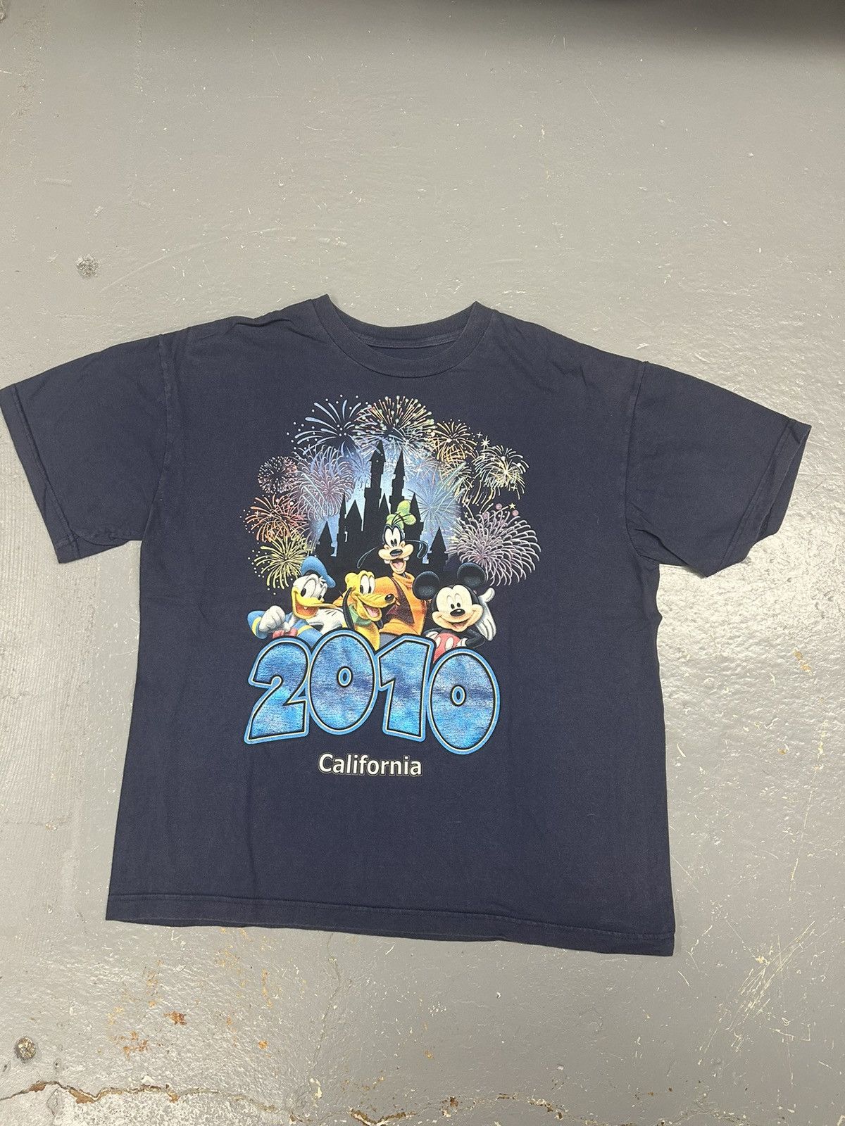 Disney × Vintage Crazy Vintage Y2K Essential Disney California Graphic Shirt Size US XL / EU 56 / 4 - 1 Thumbnail
