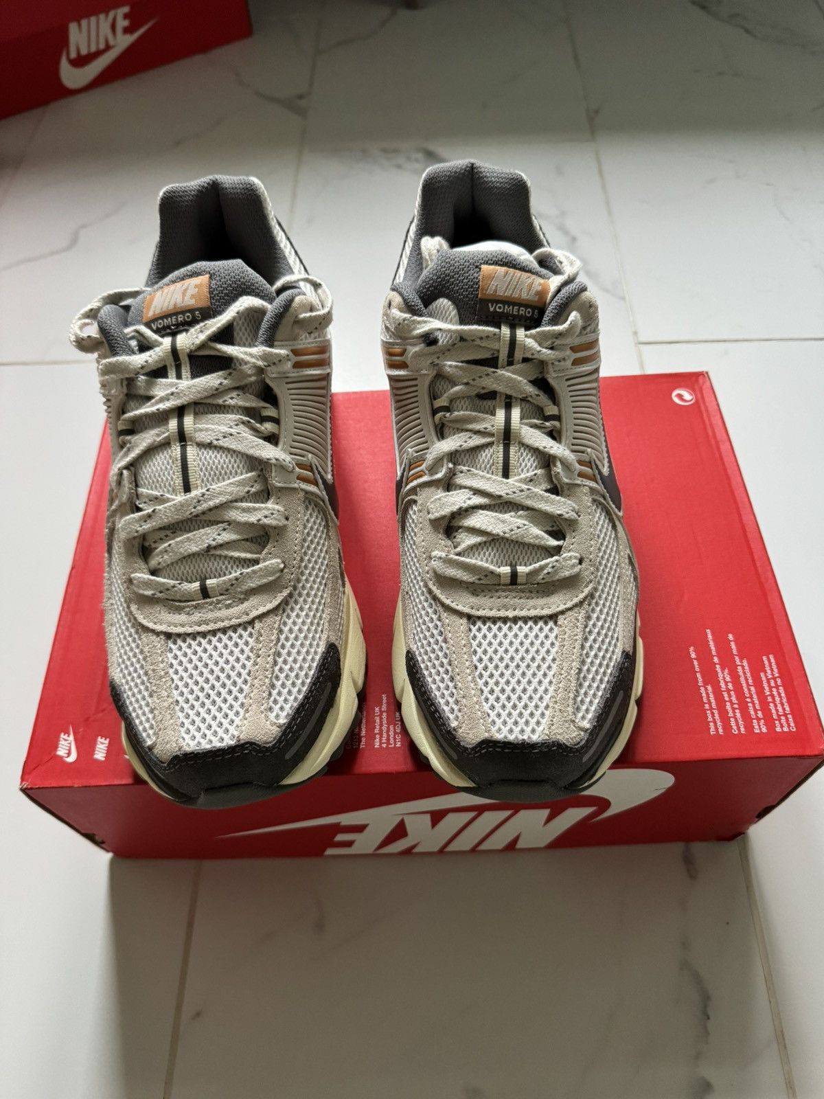 Nike Nike Vomero 5 Size US 11 / EU 44 - 3 Thumbnail
