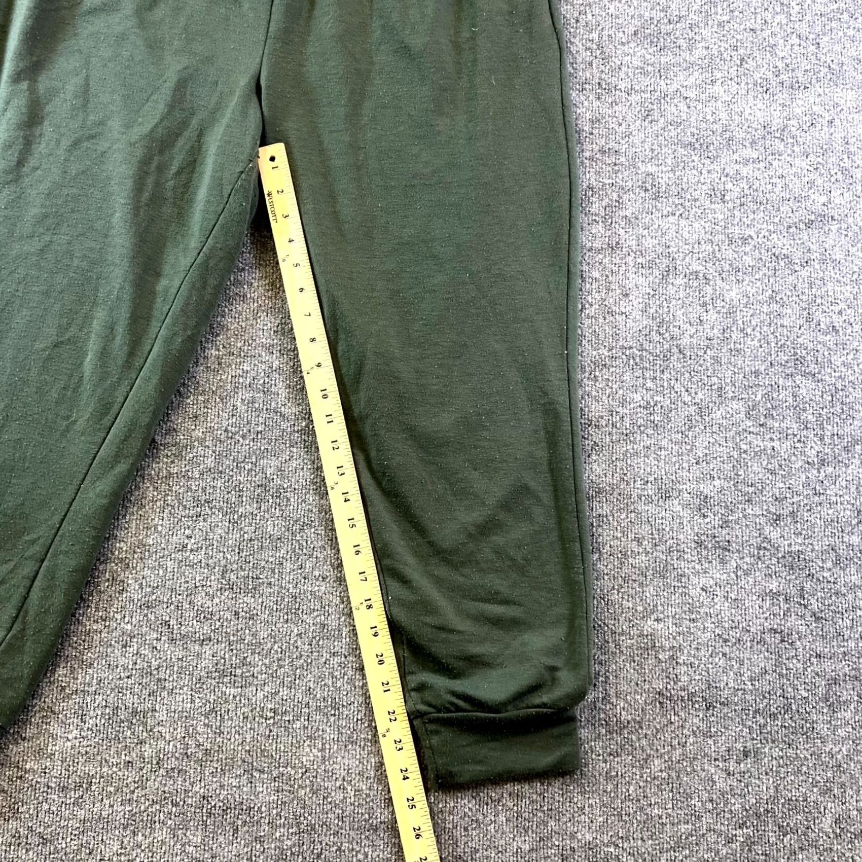 Eddie Bauer Eddie Bauer Sweatpants Womens XL Army Green Fleece Lined Tapered Leg Loungewear Size 40" / US 18 - 4 Thumbnail