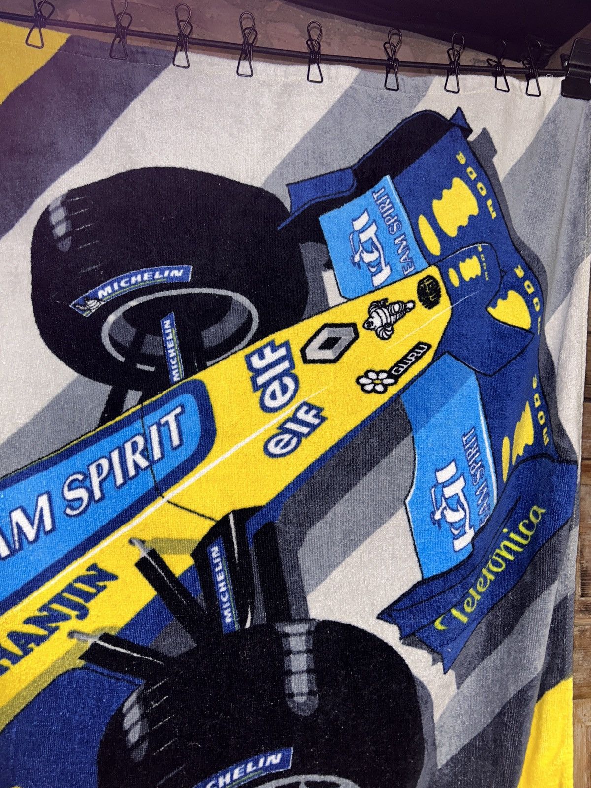 Formula 1 Formula Uno F1 Renault Team Mild Seven Racing Towel Size ONE SIZE - 2 Thumbnail