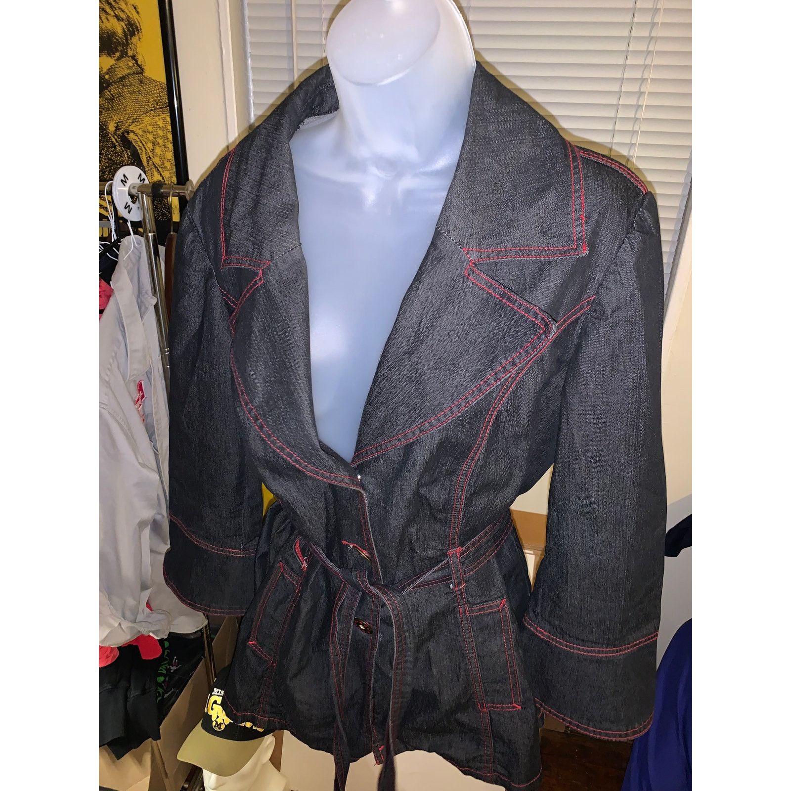 Other × Vintage Bisou Bisou Denim Jacket Belted Dark Wash Red Stitch L Y2K Size L / US 10 / IT 46 - 2 Thumbnail
