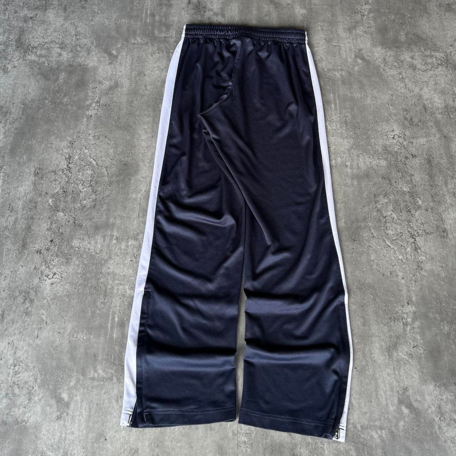 Japanese Brand × Vintage Vintage Y2K Navy Blue Grunge Opium Essential Sweatpants Size US 27 - 2 Thumbnail