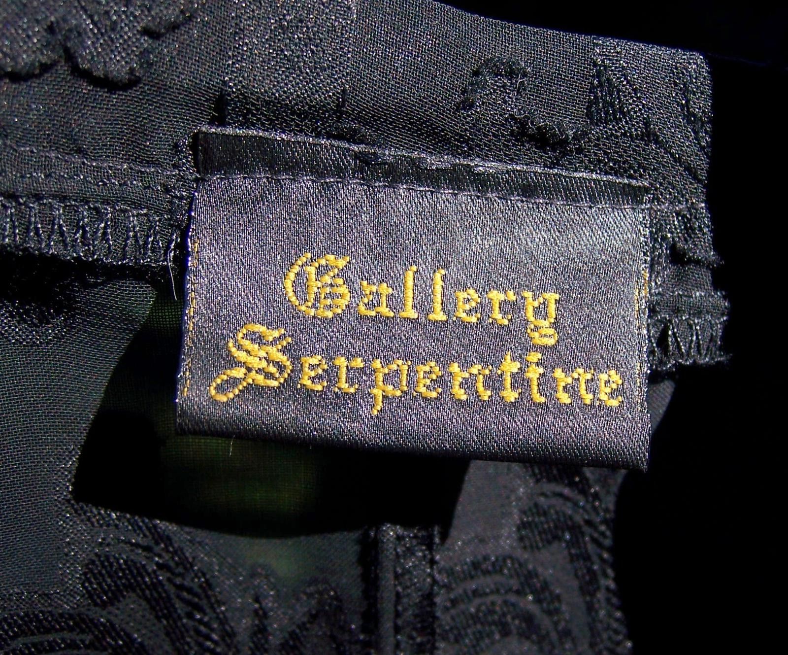 Other Gallery Serpentine Black Cropped Brocade Top-Ruffled Cuffs Size XL / US 12-14 / IT 48-50 - 5 Thumbnail