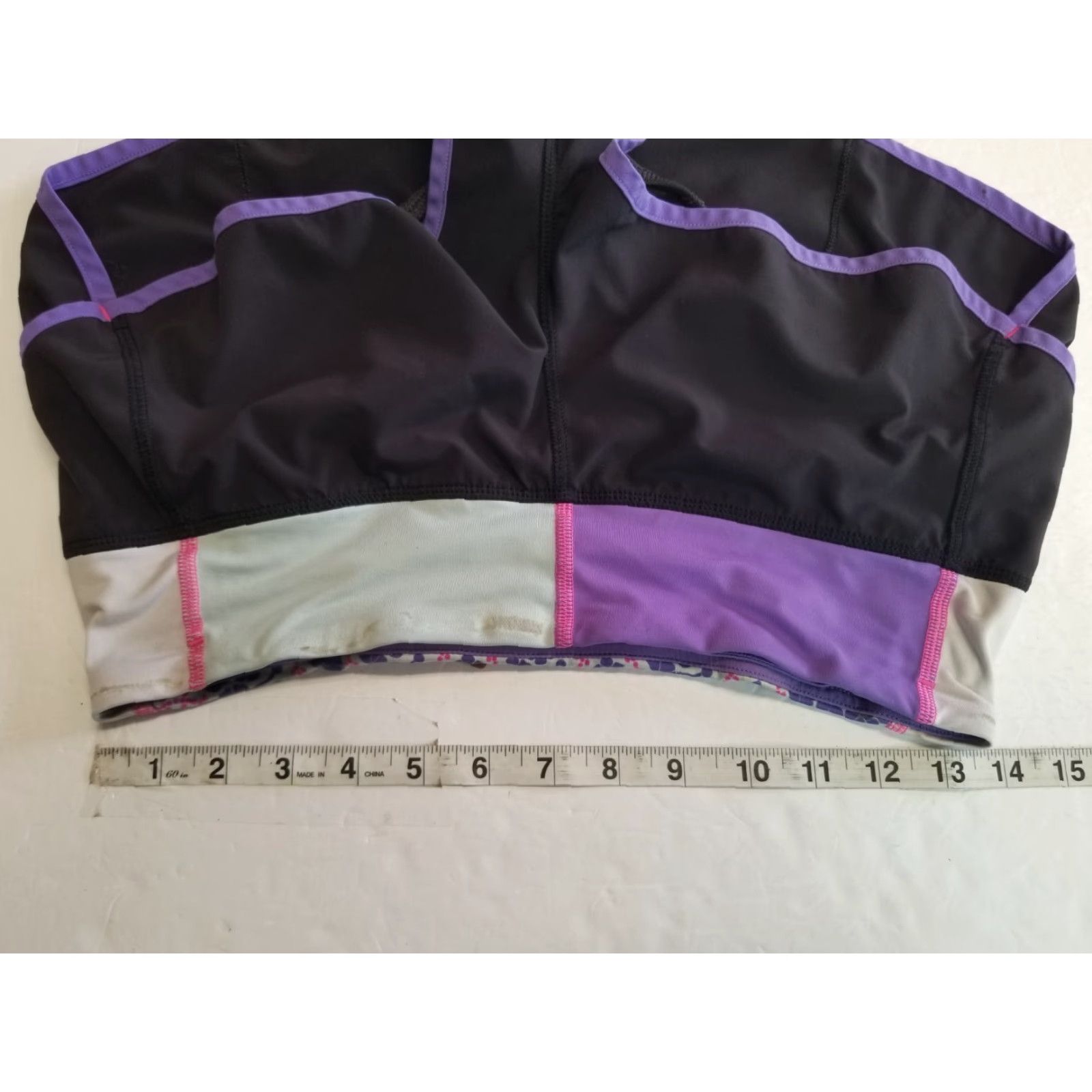 Lululemon Lululemon Black Size 4 Running Shorts Lined Women Activewear See All Pics Shorts Size 27" / US 4 / IT 40 - 3 Thumbnail