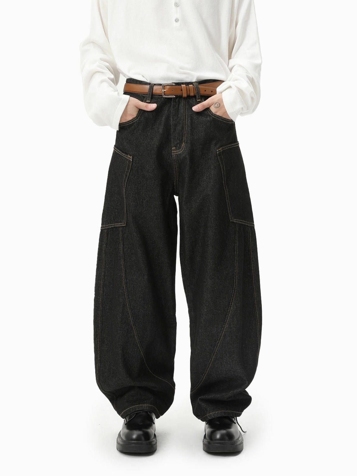 Vintage Black Baggy Wide Leg Denim Jeans, Men's Loose Fit Jeans Size US 30 / EU 46 - 1 Thumbnail