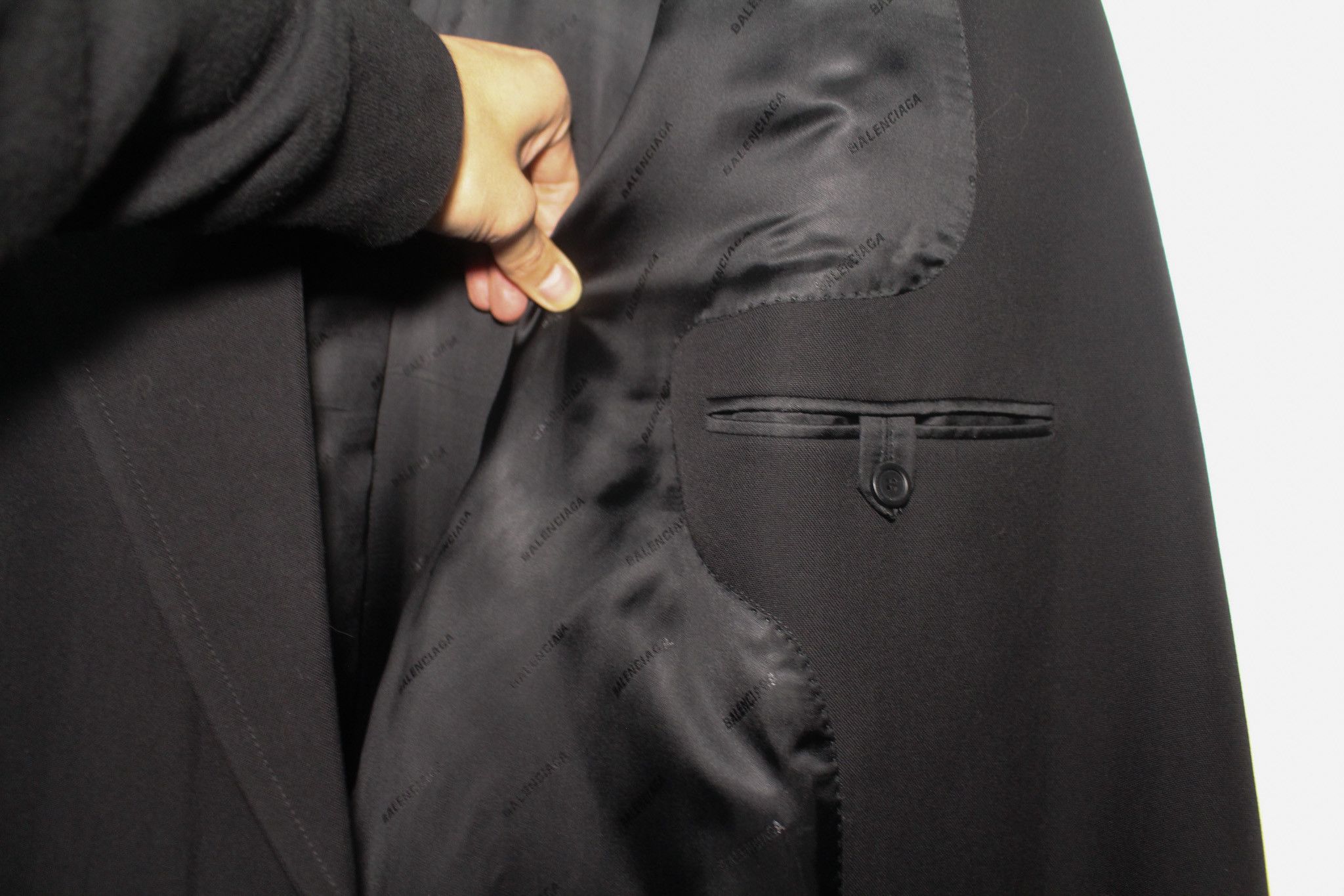 Balenciaga SS21 Distressed Wool Oversized Double Breasted Raw Hem Coat Size US XL / EU 56 / 4 - 3 Thumbnail