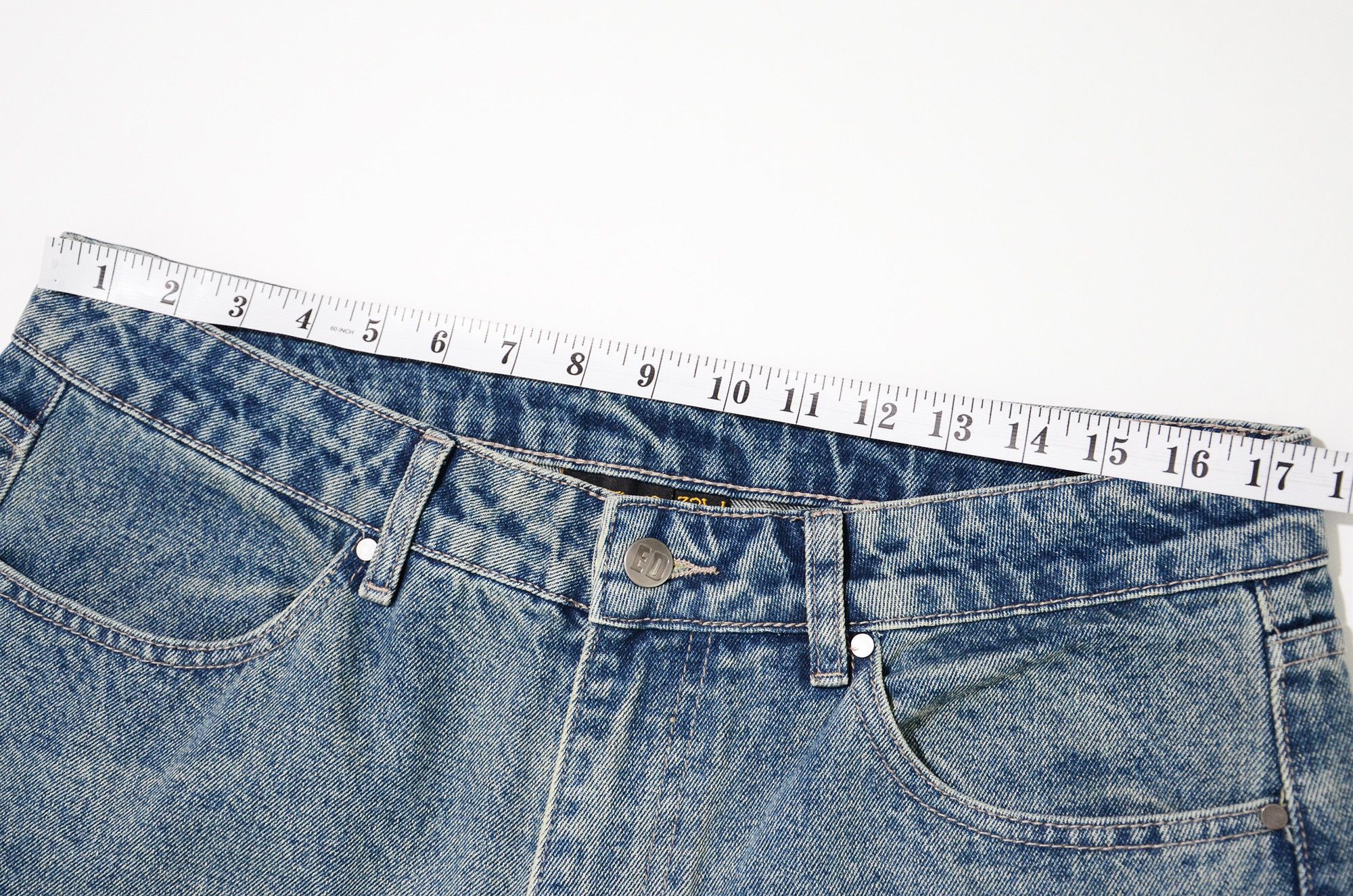 Ed Hardy [Tiny Flaw & Wrong Size Tag] Ed Hardy Jeans Baggy Hiphop Size US 31 - 13 Thumbnail