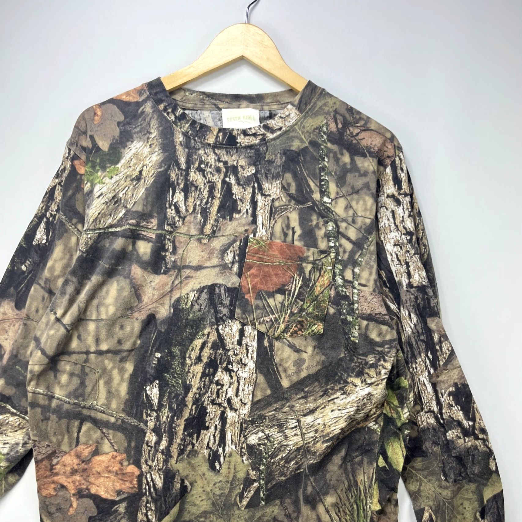 Realtree VINTAGE Realtree Camo Long Sleeve Shirt Mens L Green 2000s Size US L / EU 52-54 / 3 - 2 Thumbnail