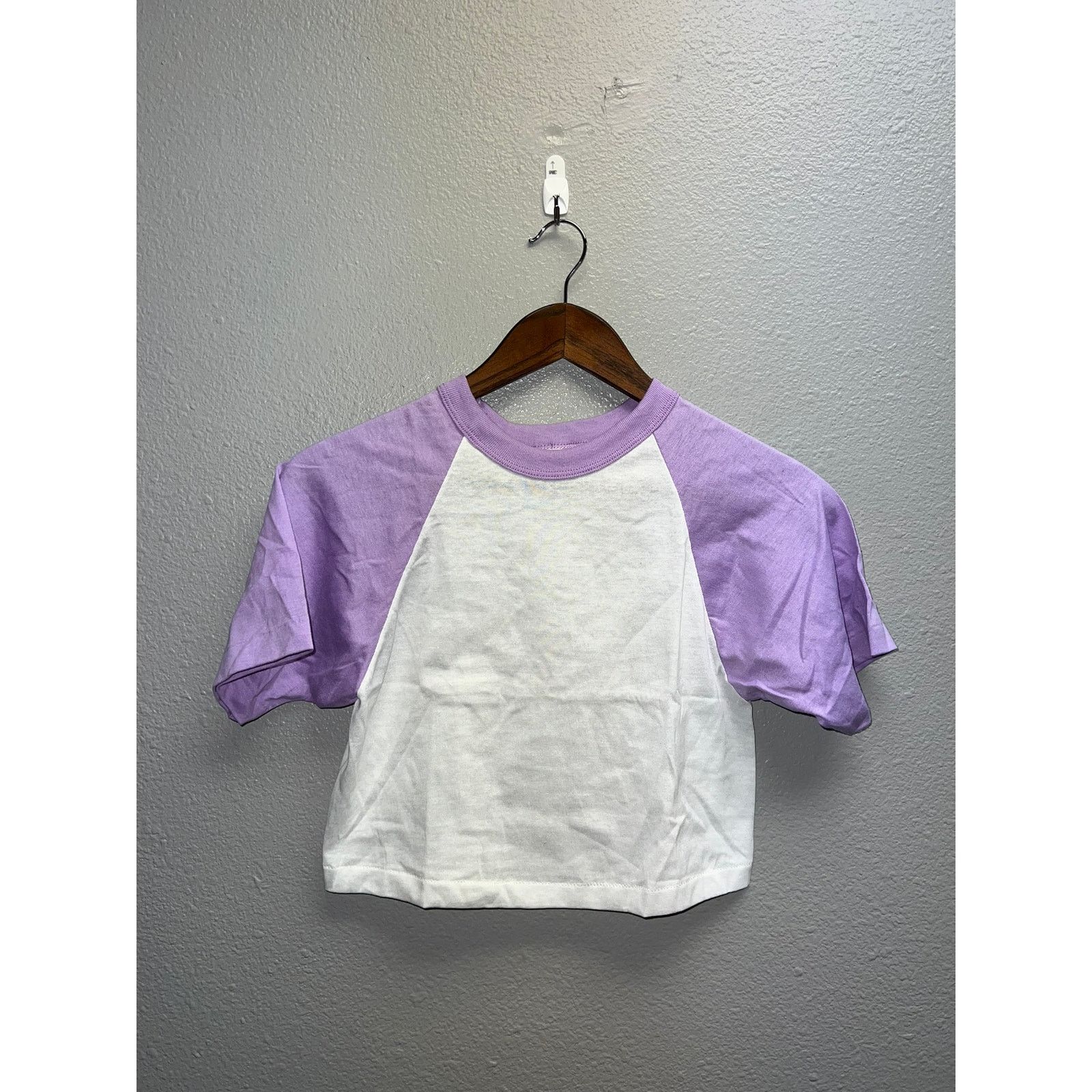 Other 80s Vintage Women's Sportswear White Purple Crop Top Shirt S Size S / US 4 / IT 40 - 1 Thumbnail