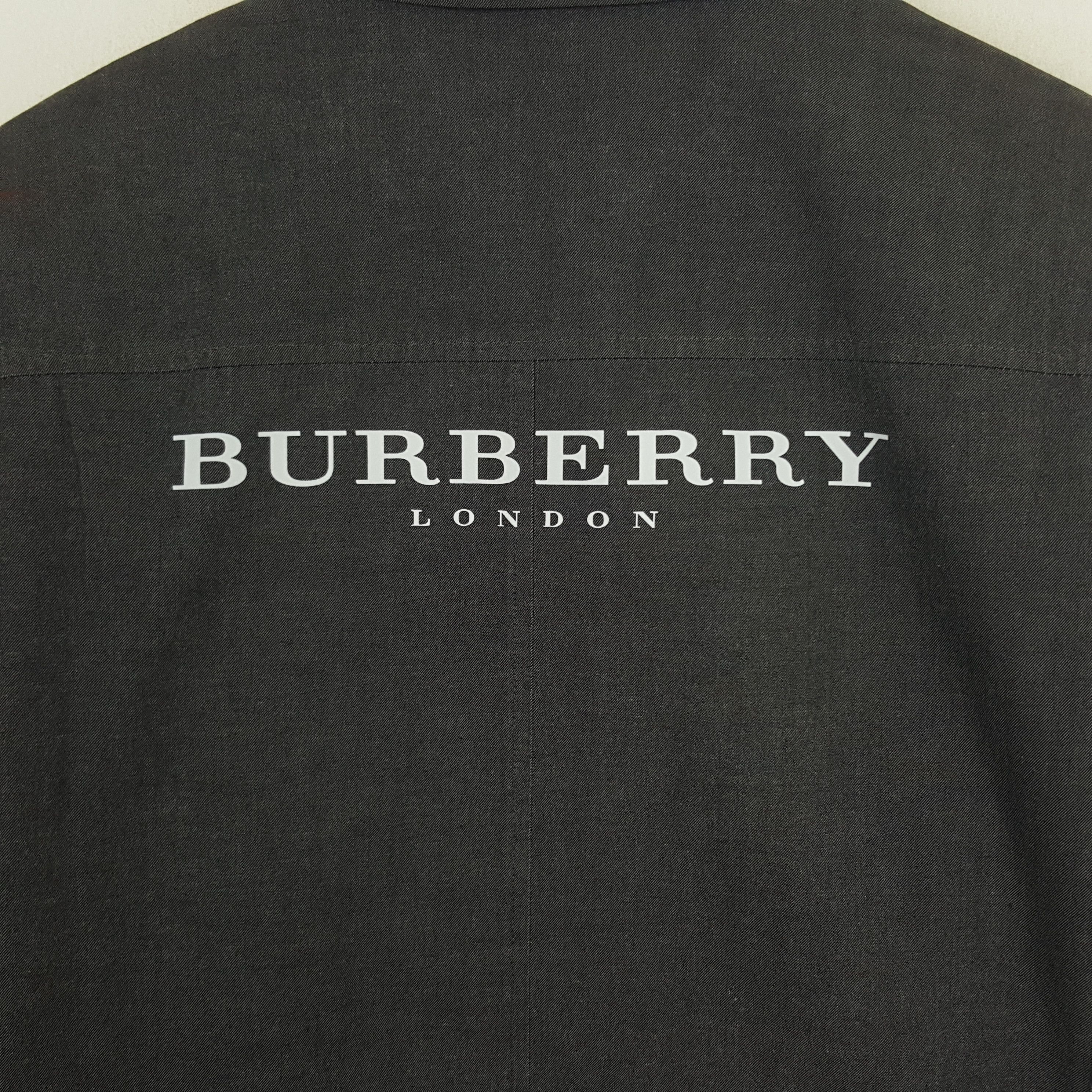Burberry × Vintage Vintage Burberry London Zipper Custom Art Logo Jacket Size US L / EU 52-54 / 3 - 2 Thumbnail