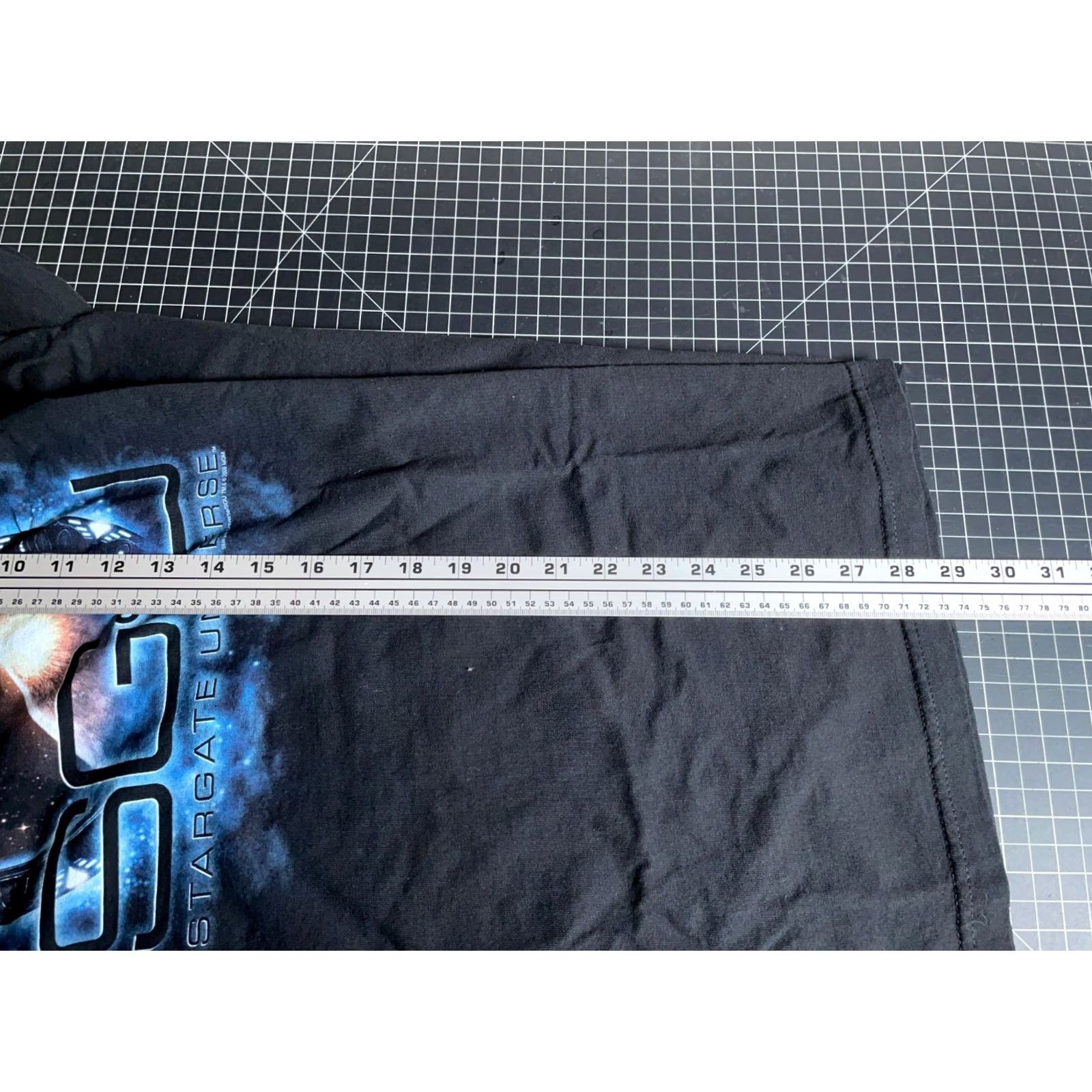 Vintage Stargate Universe T-Shirt Mens M Black 2009 Promo Sci-Fi Graphic Print Vintage: No (not included per rules) Size US M / EU 48-50 / 2 - 6 Thumbnail