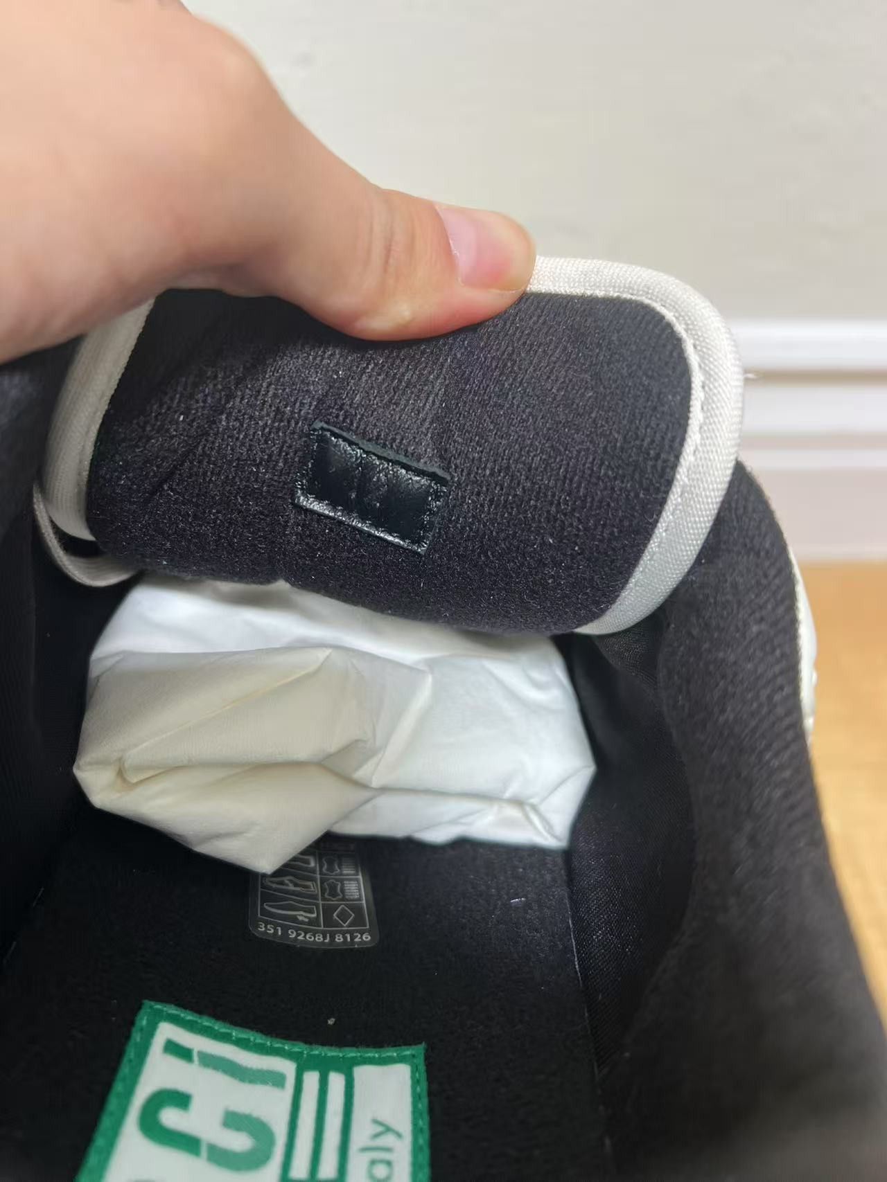 Gucci Gucci MAC80 Sneaker 'Off White Black' Size US 12.5 / EU 45-46 - 3 Thumbnail