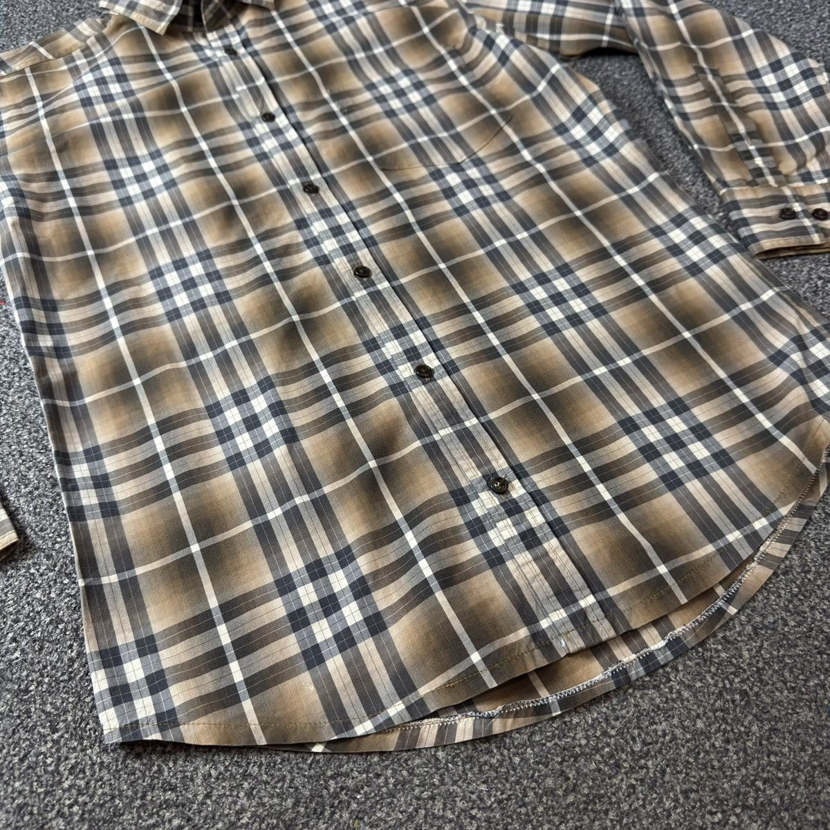 Burberry Vintage Burberry Shefford check long-sleeve shirt Size US M / EU 48-50 / 2 - 6 Thumbnail