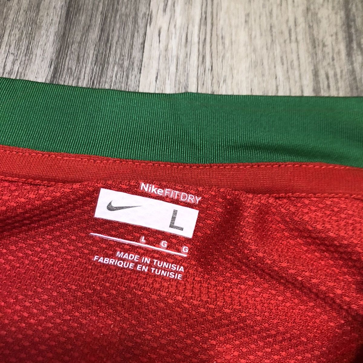 Nike Portugal Euro2008 home shirt #7 Ronaldo (Bnwt) Size US L / EU 52-54 / 3 - 8 Thumbnail