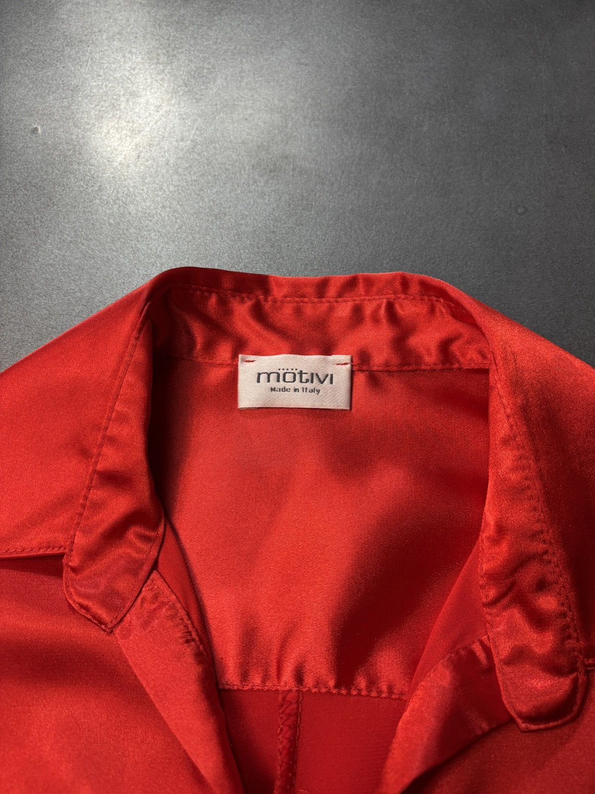 MotivMfg × Vintage Vintage Motivi Satin Shirt Short Sleeve Italy Y2K 1990s 2000 Size M / US 6-8 / IT 42-44 - 3 Thumbnail