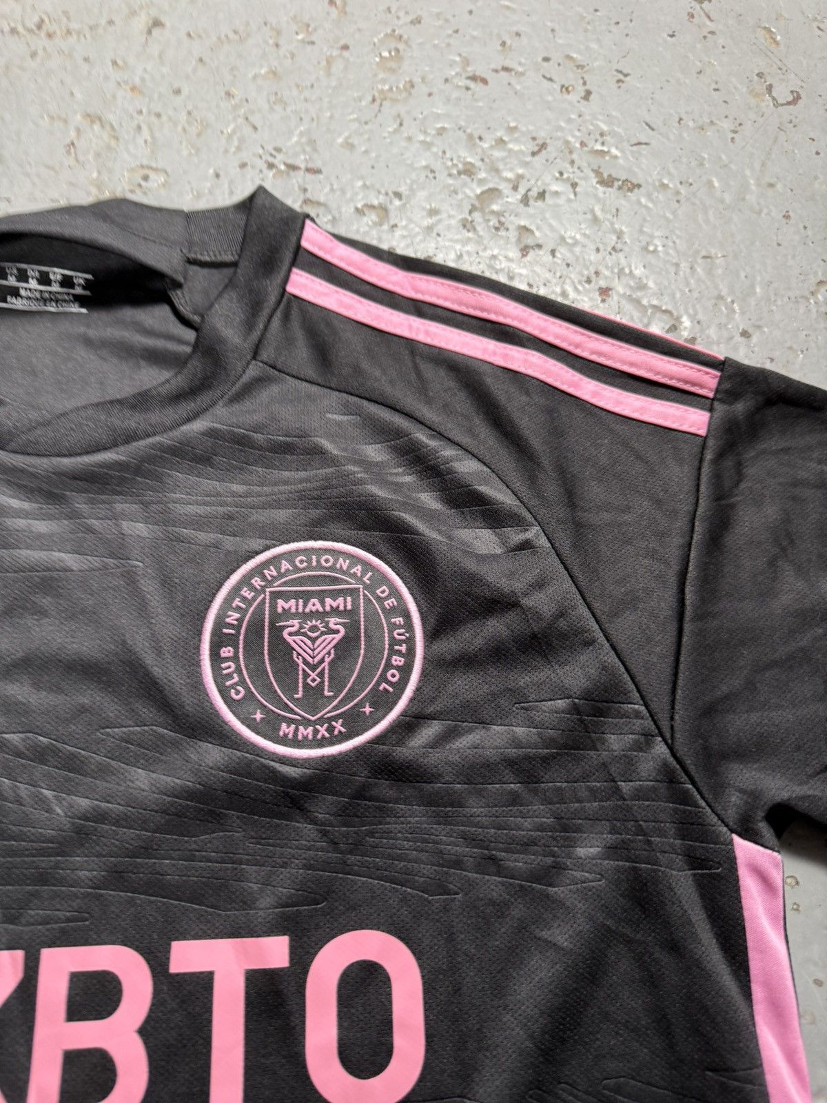 Other Xbto Miami Mls Messi Pink Black Soccer Jersey Size US M / EU 48-50 / 2 - 4 Thumbnail
