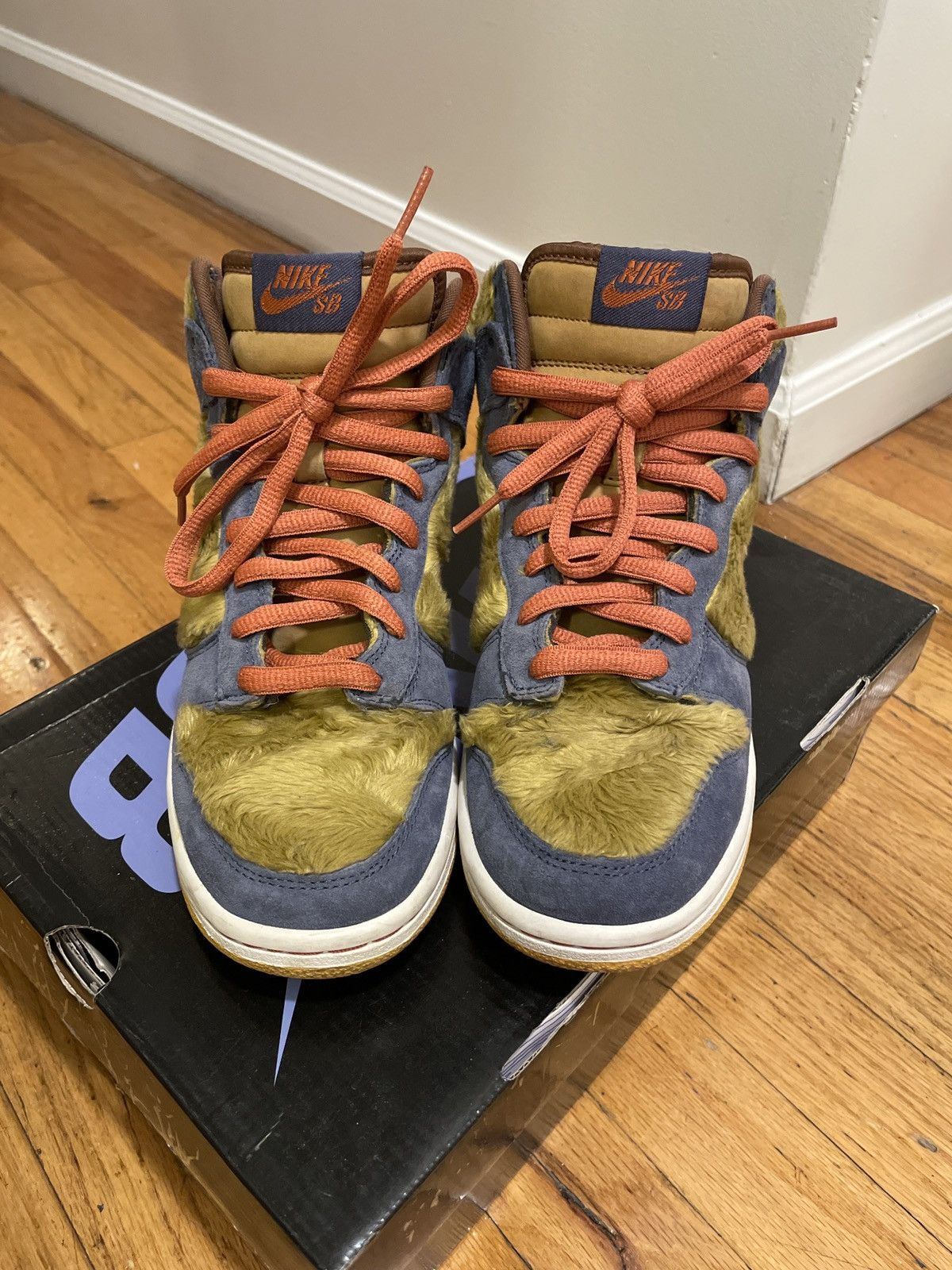 Nike SB Nike SB Dunk High Papa Bear size 6 Size US 6 / EU 39 - 3 Thumbnail