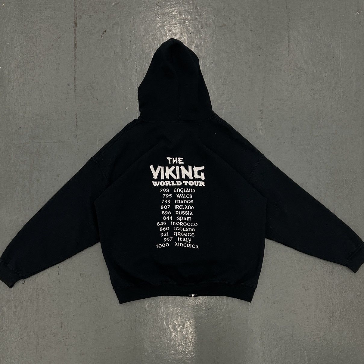 Band Tees Viking “World Tour” Zip-Up Hoodie Size US XL / EU 56 / 4 - 5 Thumbnail
