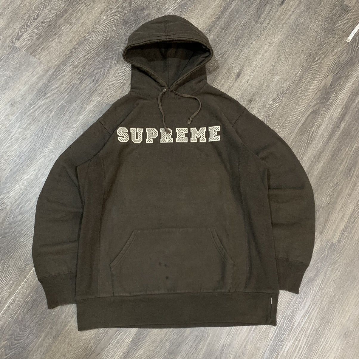 Supreme Supreme Checker Collegiate Logo Hoodie Size US XL / EU 56 / 4 - 1 Thumbnail
