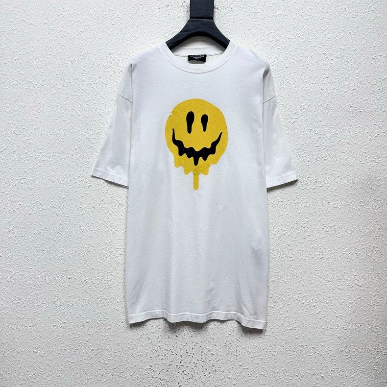 Balenciaga Embroidered short sleeves with dissolved smilin