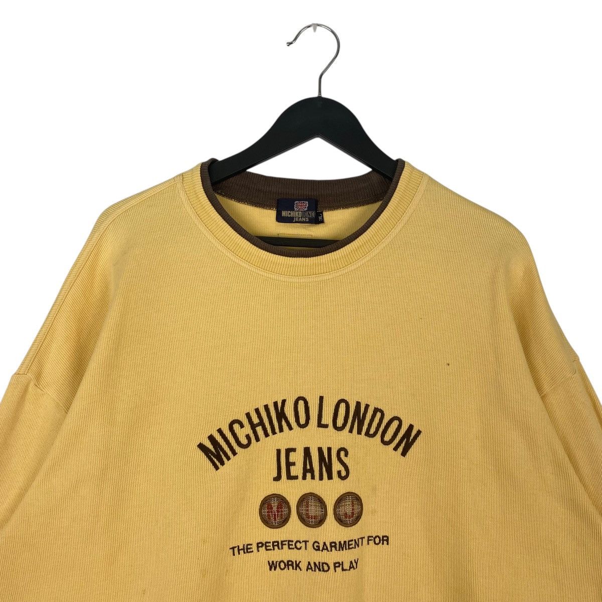 Vintage Vintage Michiko London Jeans Sweatshirt Crewneck Logo Yellow Size US L / EU 52-54 / 3 - 4 Thumbnail