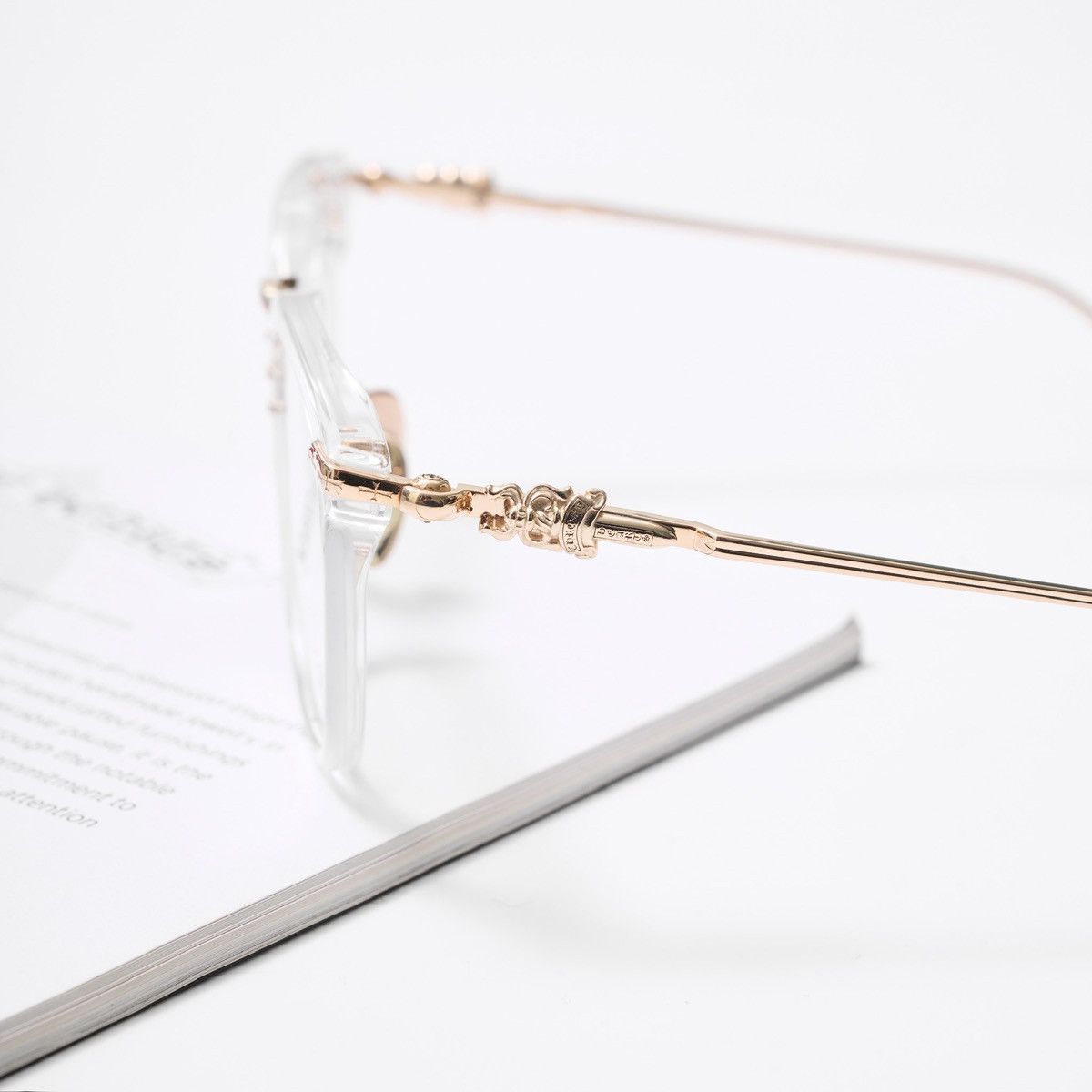 Chrome Hearts CHROME HEARTS CLOACO CRYSTAL/ GOLD PLATED GLASSES Size ONE SIZE - 3 Thumbnail