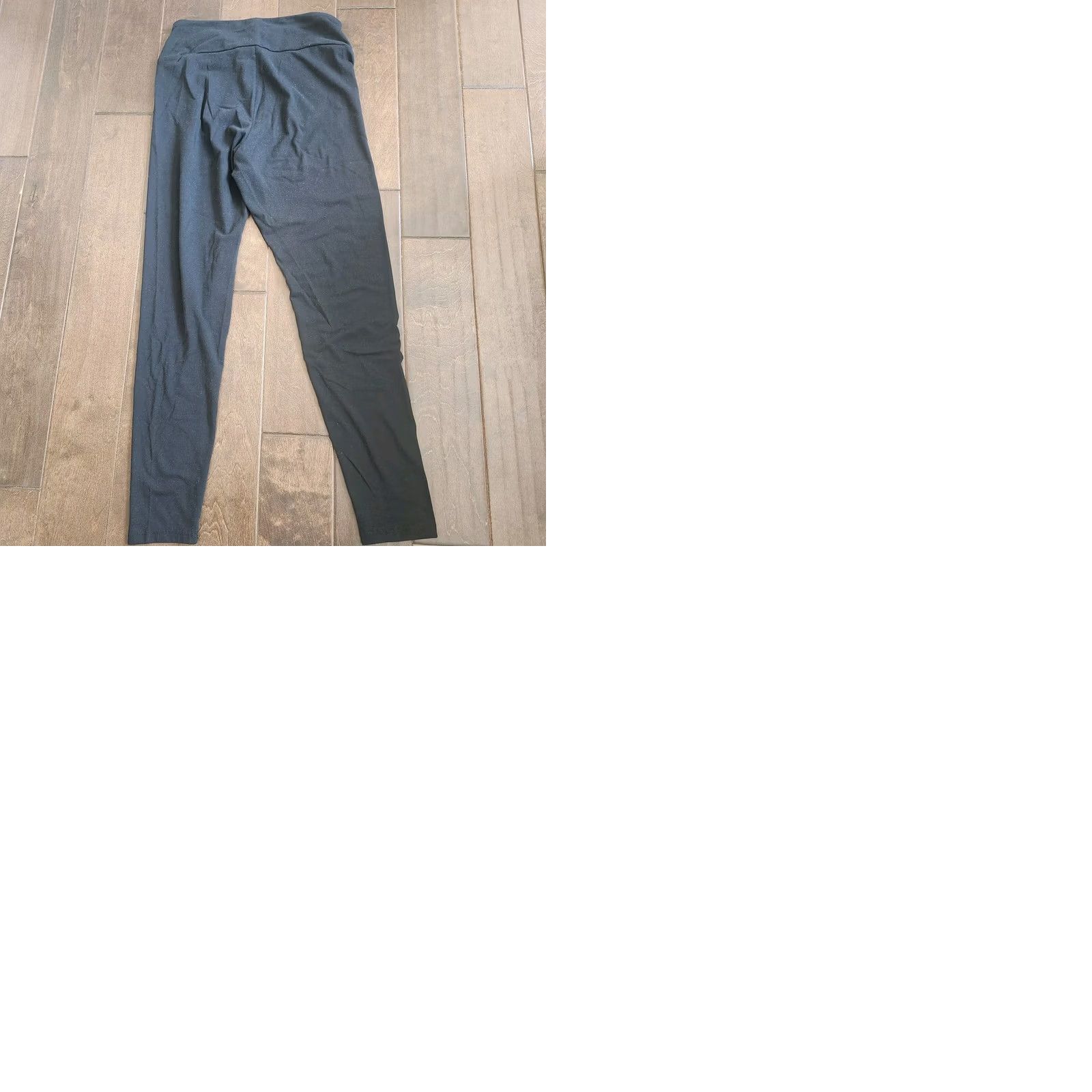 Vintage VINTAGE is not applicable to this item, so proceed without it. Wild Fable Leggings Women's Black L Wide range. Size 36" / US 14 / IT 50 - 9 Thumbnail