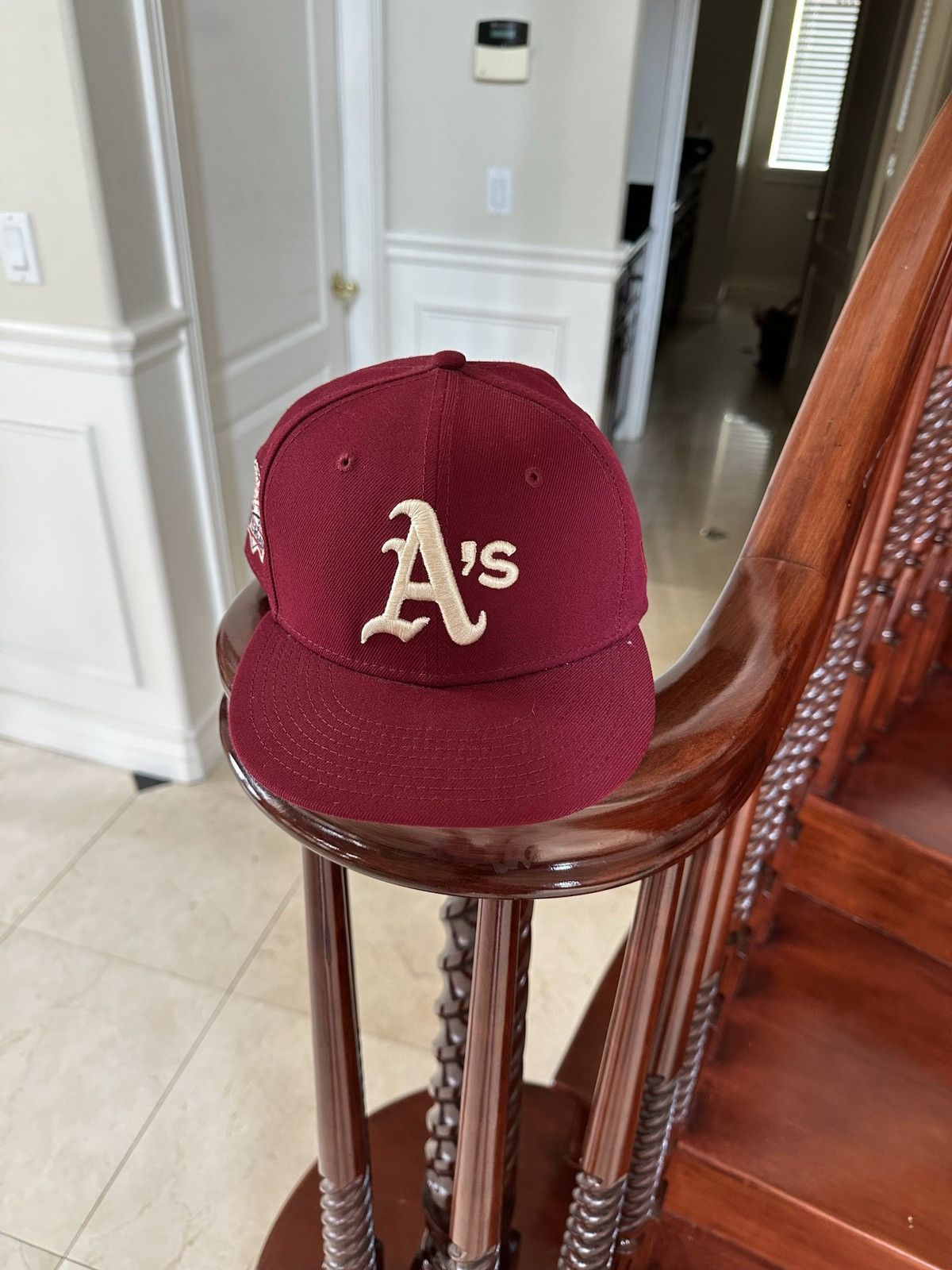 New Era Atlanta Braves Maroon Fitted Size 7 1/8 🐙 Size ONE SIZE - 1 Thumbnail