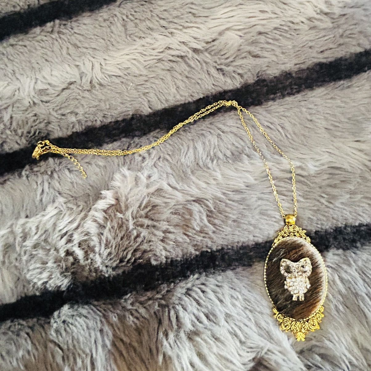 Handmade Handcrafted cowhide sparkle owl cameo pendant necklace Size ONE SIZE - 8 Thumbnail