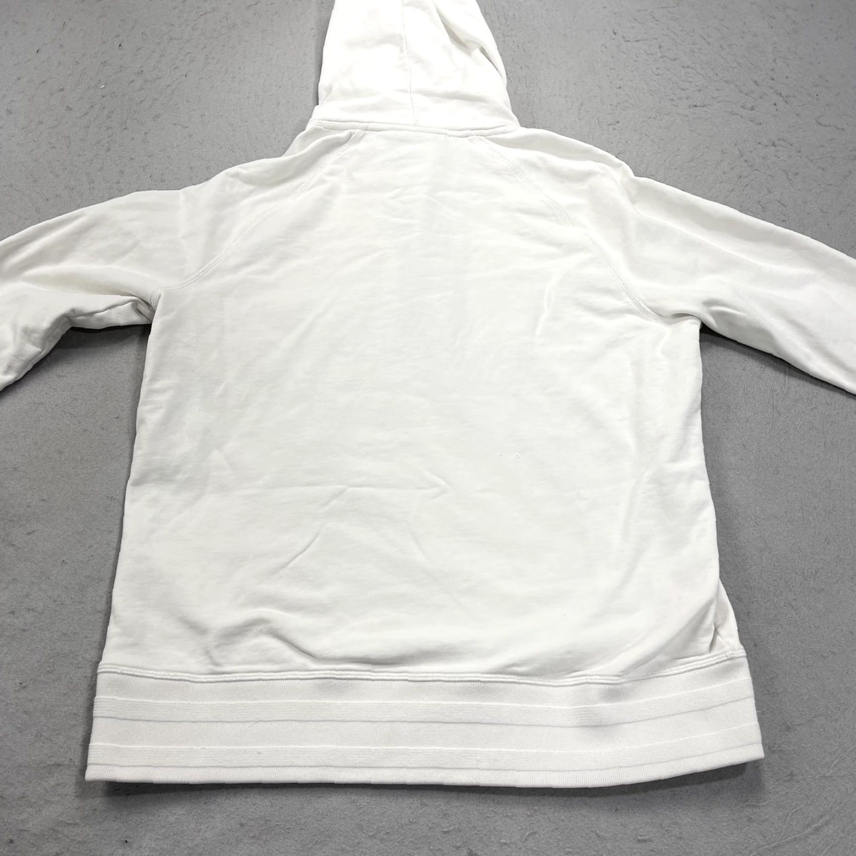 Psycho Bunny Psycho Bunny Hoodie Mens M White Gradient Logo Skull Bunny Pullover Graphic Print Hooded with Pockets Crew Neck Size US M / EU 48-50 / 2 - 7 Thumbnail