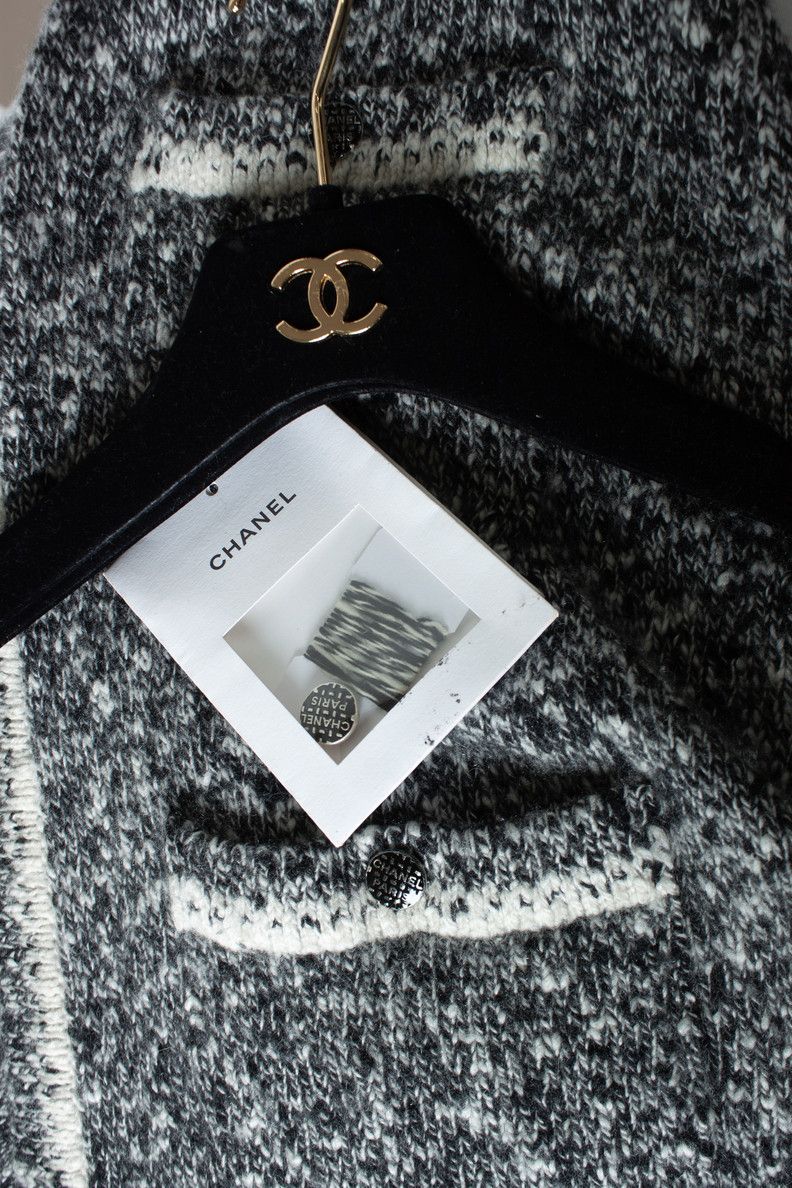 Chanel Chanel, Cashmere cardigan in grey Size S / US 4 / IT 40 - 10 Thumbnail