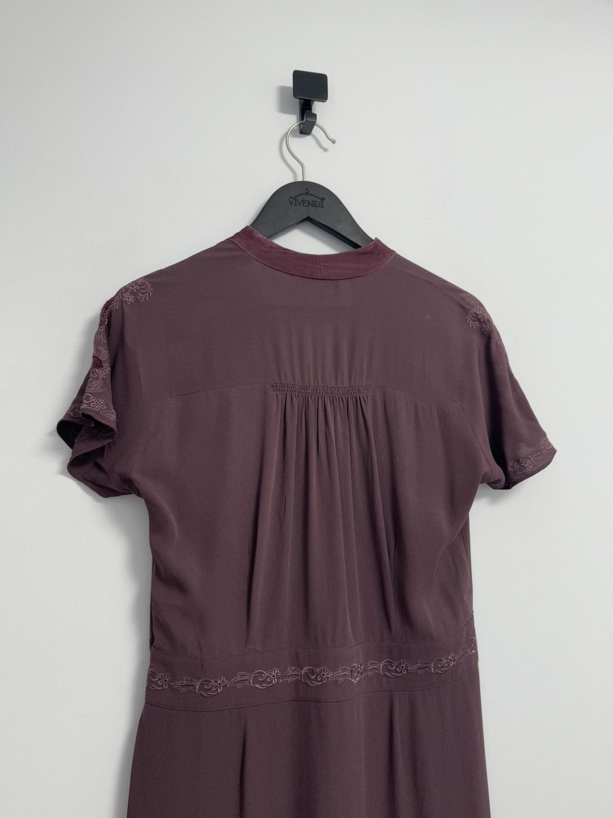 Laura Ashley Vintage Laura Ashley Embroidered Crepe Tea Dress in Mauve Size L / US 10 / IT 46 - 10 Thumbnail
