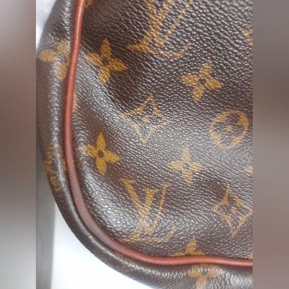 Louis Vuitton Louis Vuitton Monogram Batignolles Horizontal Shoulder Bag Size ONE SIZE - 5 Thumbnail