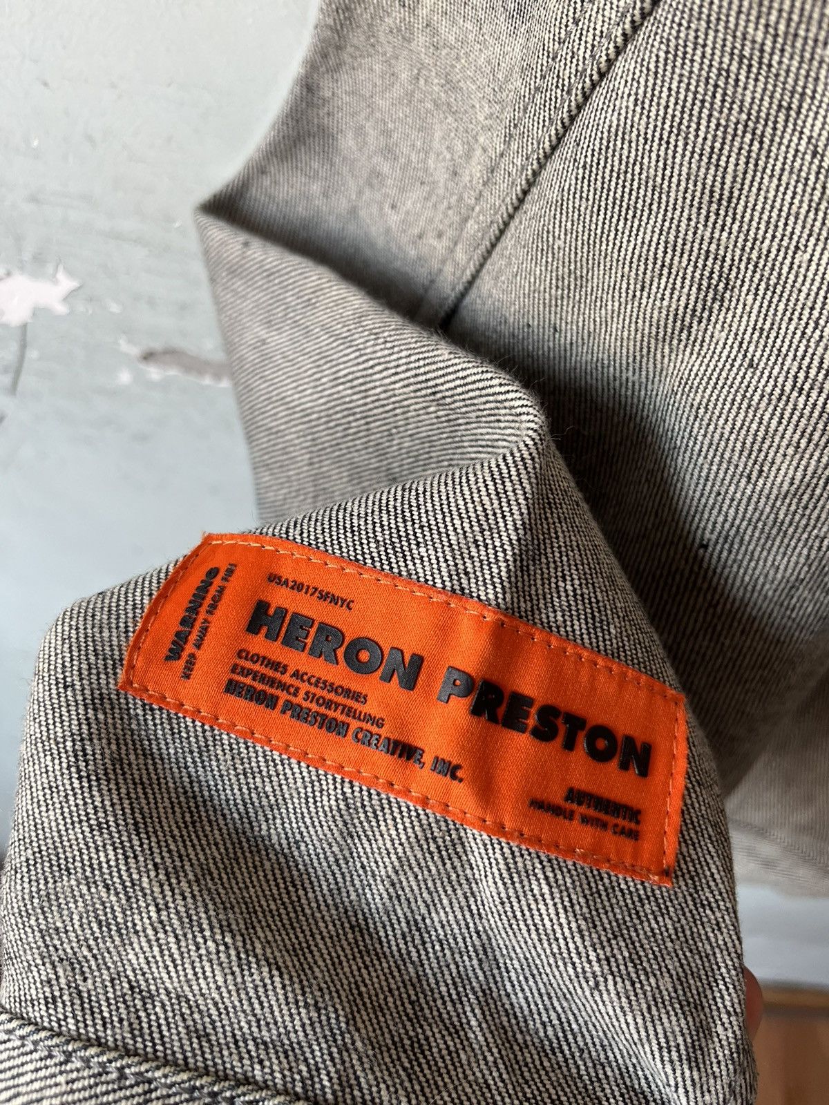 Designer × Heron Preston Heron Preston Raw Denim Trucker Jacket Size US L / EU 52-54 / 3 - 14 Thumbnail