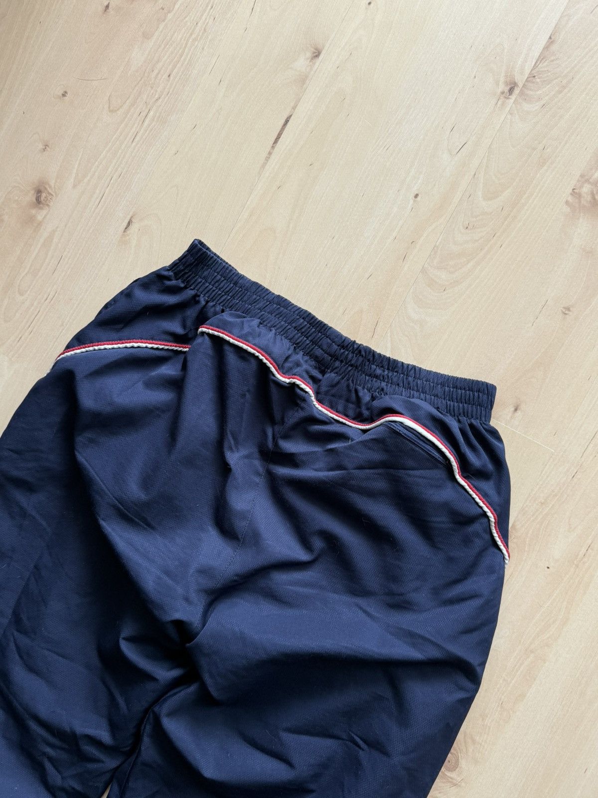 Lacoste Lacoste sport Vintage nylon track sweatpants Size US 34 / EU 50 - 9 Thumbnail