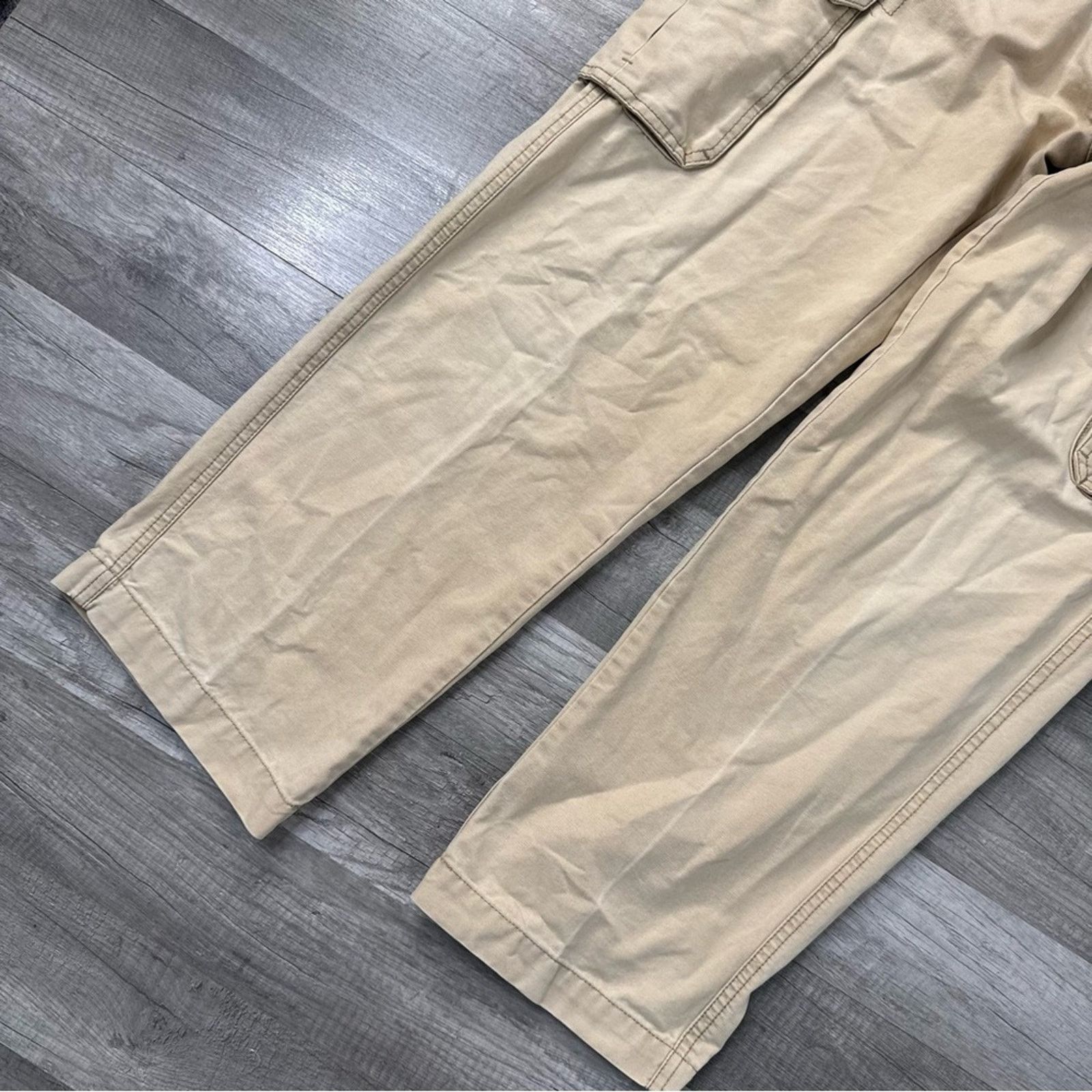 St. Johns Bay St. John's Bay Utility Cargo Pants 32x30 Khaki Workwear Size US 32 / EU 48 - 6 Thumbnail