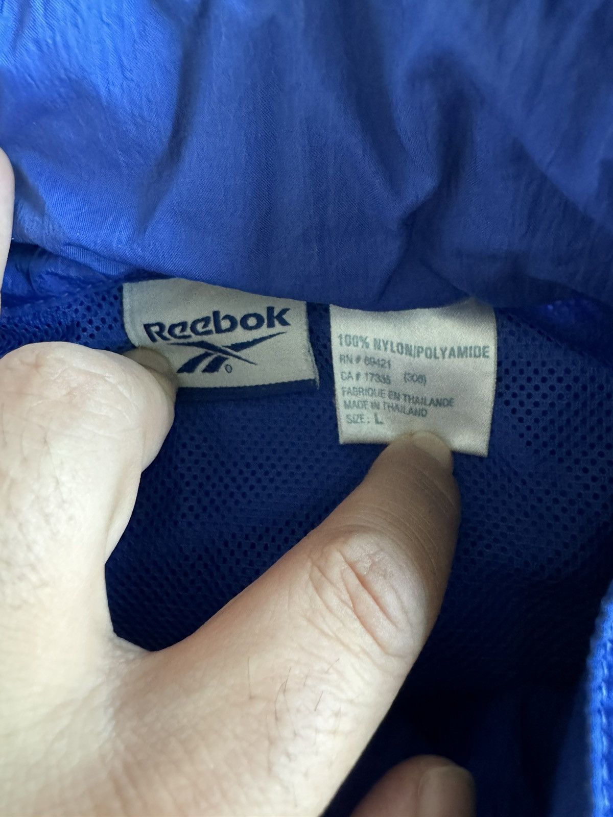 Reebok Vintage 90s Reebok windbreaker track jacket blue Size US L / EU 52-54 / 3 - 6 Thumbnail