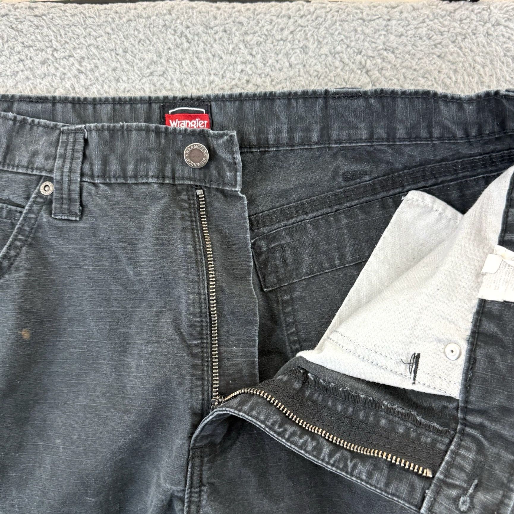 Wrangler VINTAGE Wrangler Pants Men 36 Black Ripstop Canvas Double Knee Cargo Carpenter Pants 36 Black 90s Mens Size US 36 / EU 52 - 4 Thumbnail