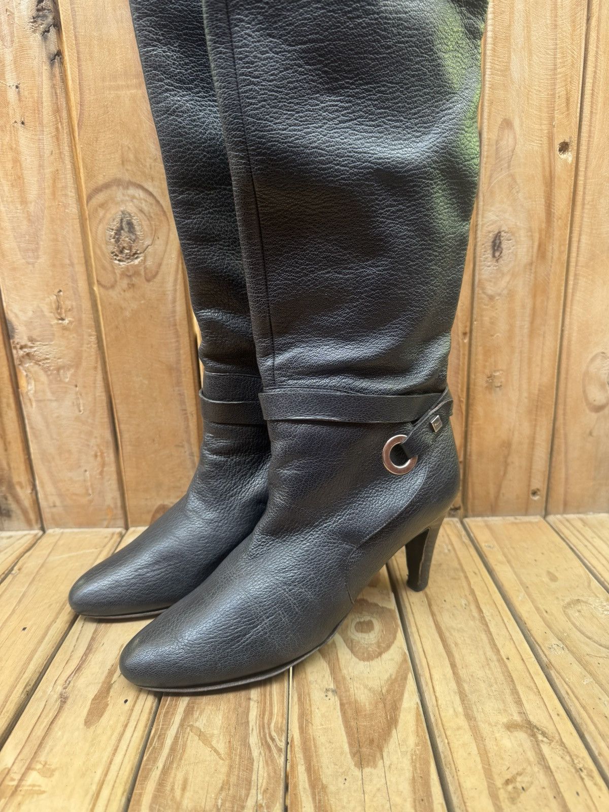 Salvatore Ferragamo Salvatore ferragamo black HI Leather heeled boots sz USA 7G Size US 7 / IT 37 - 5 Thumbnail